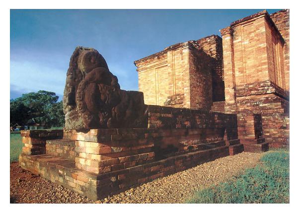 Candi Gumpung, Muaro Jambi, Sumatra by Gunawan